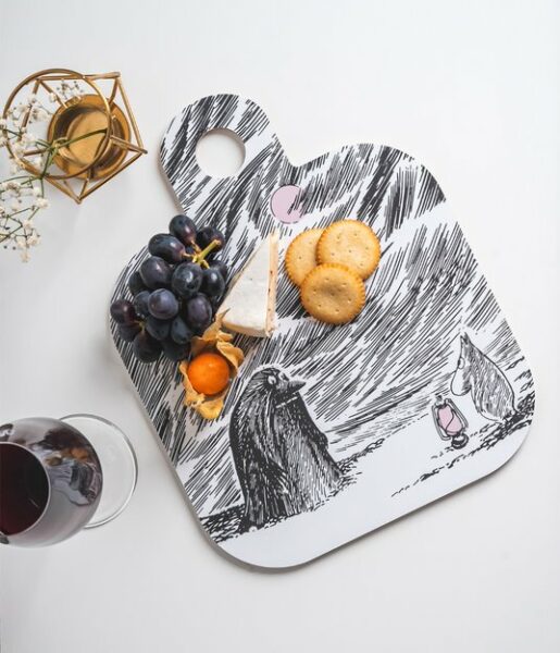 Muurla Chop & Serve Skärbräda 25x32cm – Mumin Shadows