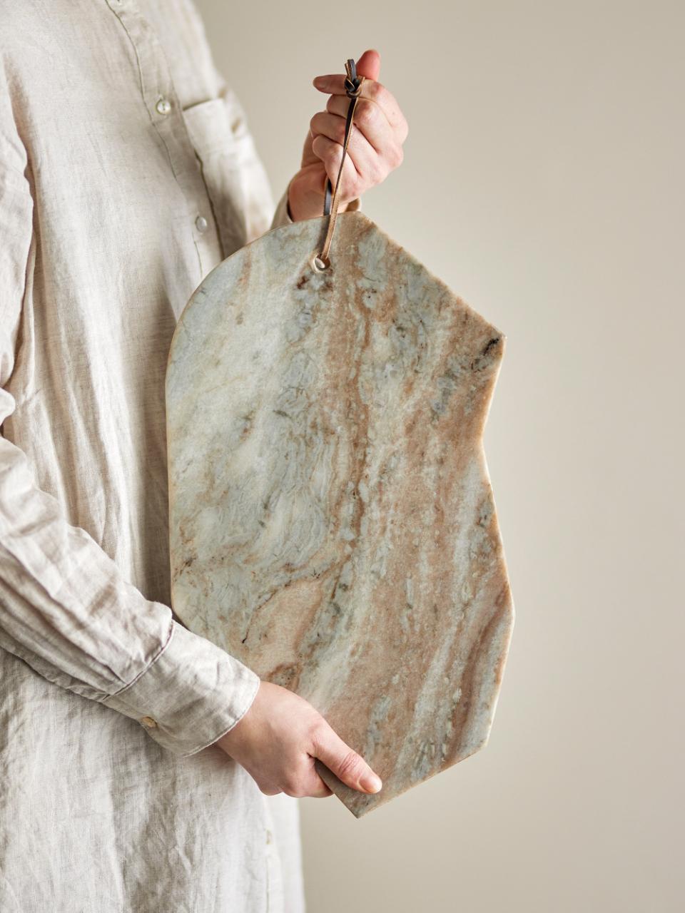 Bloomingville, Ziggy Skärbräda 40 cm Naturlig Marmor